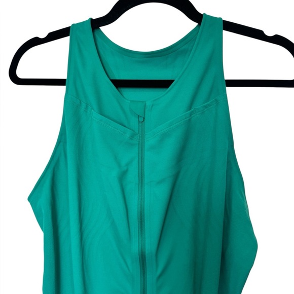 Lululemon SenseKnit Running One-Piece Green - Picture 4 of 15